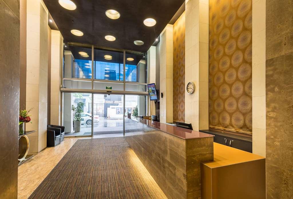 Auckland Harbour Suites Интерьер фото