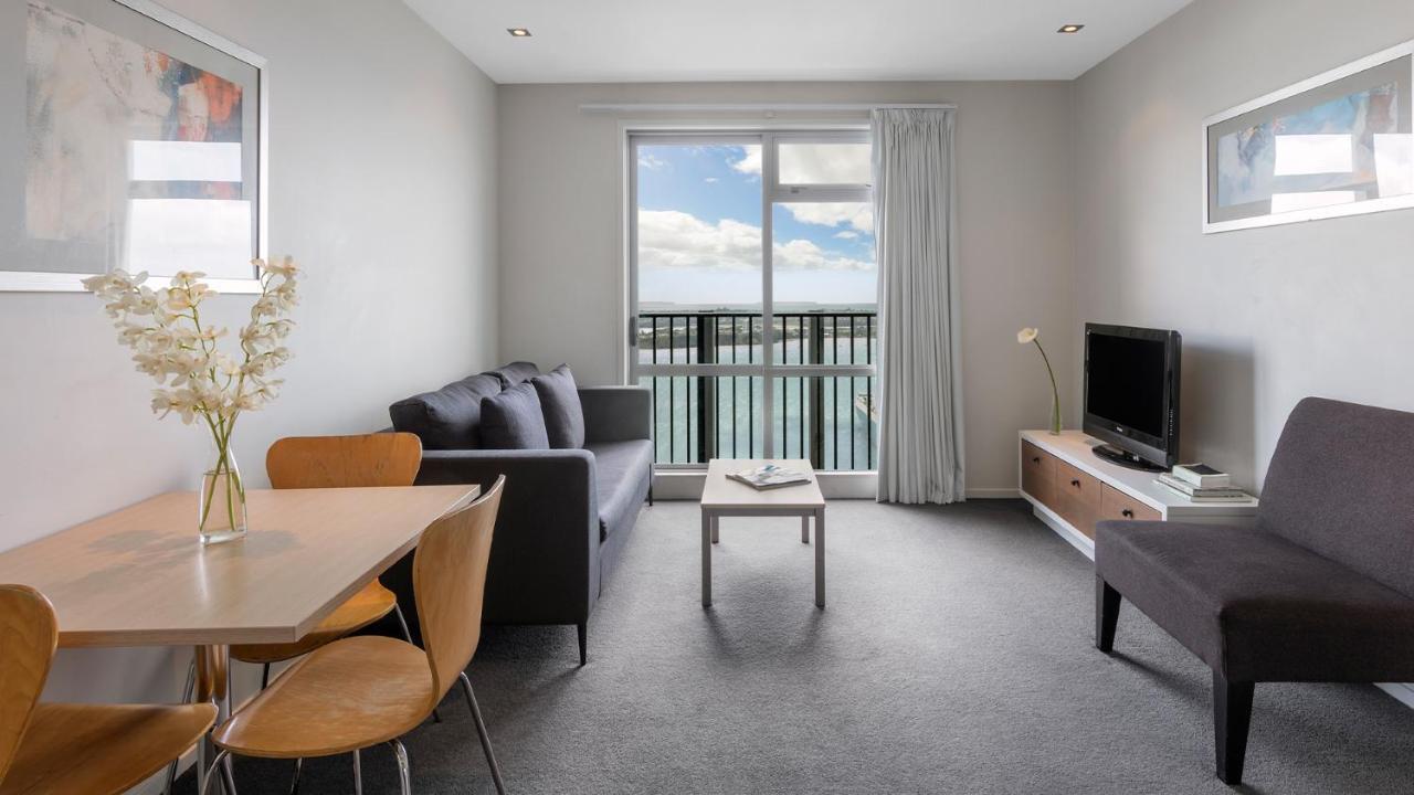 Auckland Harbour Suites Экстерьер фото